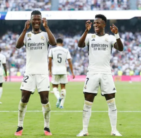 دانلود آهنگ کاماوینگا کاما او هو وینی وینیسیوس جونیور