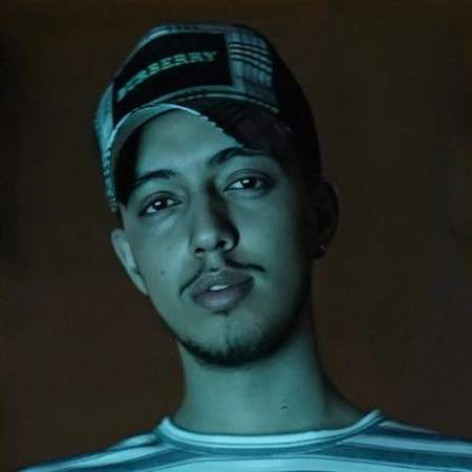 دانلود آهنگ دو سه تا رفیق خوب دارم که عوض کنن حال منو