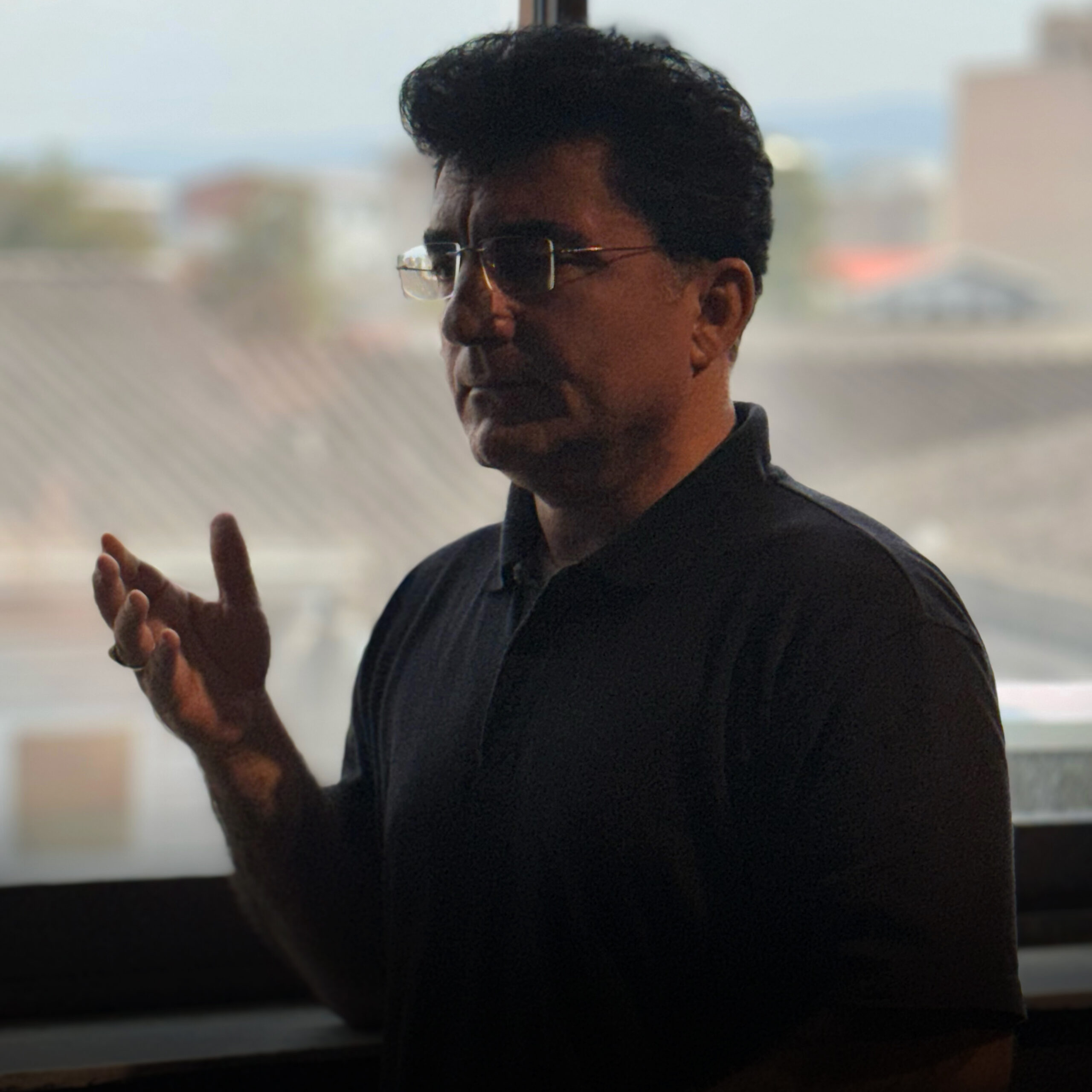 دانلود آهنگ بنام سو ( نور ) با صدای محمود شریفی