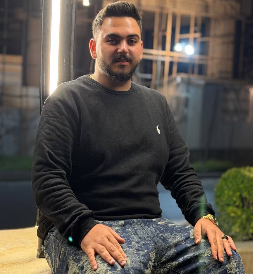 دانلود آهنگ بنام ریمیکس 2025 با صدای اشکان نیکپور