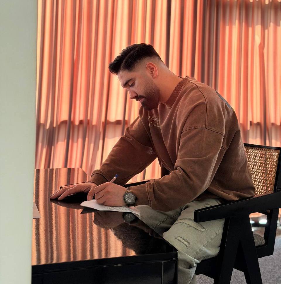 دانلود آهنگ بنام ریمیکس پیانویی 2026 با صدای جواد عباسی