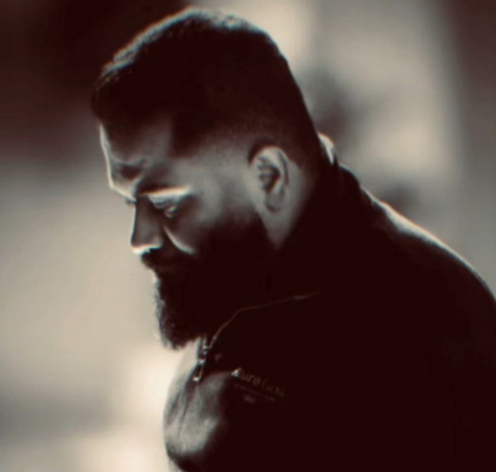 دانلود آهنگ بنام سرکلاه با صدای بهادر ییلاقی