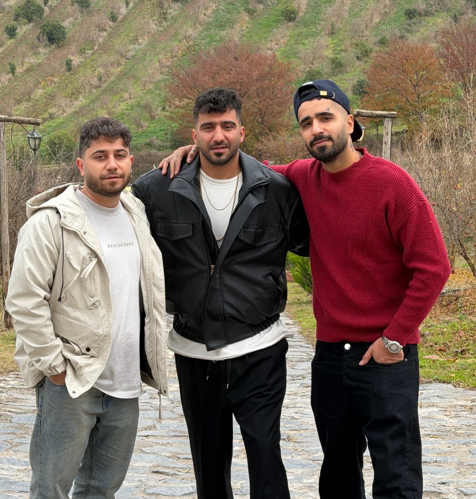 دانلود آهنگ بنام داداشی با صدای جابر عباسی و افشین فدا و میلاد صادقی